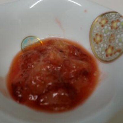 なごみんとさんこんばんは（＾０＾）小ぶりの苺を沢山いただいたので、またまた作ってみました♪　苺ジャムは少量でささっと出来るこのレシピが１番ですね～ご馳走さまです